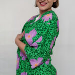 wiskozowe kimono w roślinny print i fioletowe kwiaty
